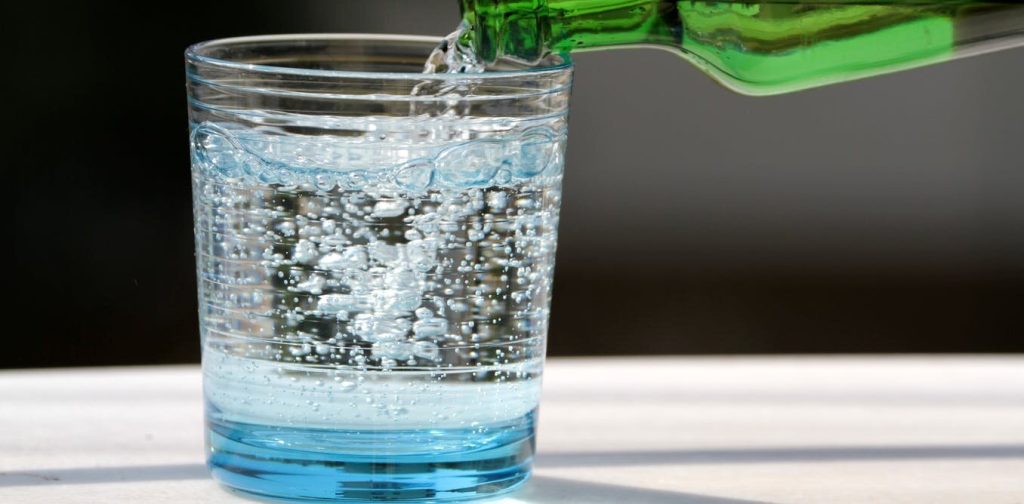 Air soda untuk merawat stainless
